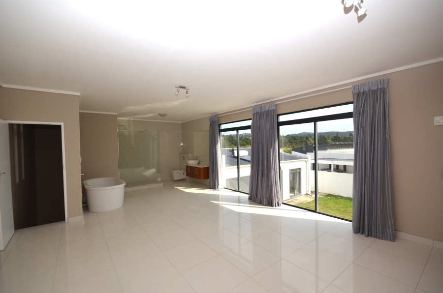 3 Bedroom Property for Sale in Nahoon Valley Park Eastern Cape